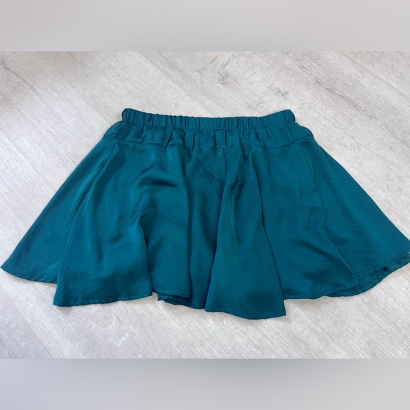 She + Sky Mini Skort Skirt size Large - Picture 6 of 6